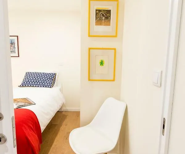 Opo Arte With Terrace And A/c Oporto